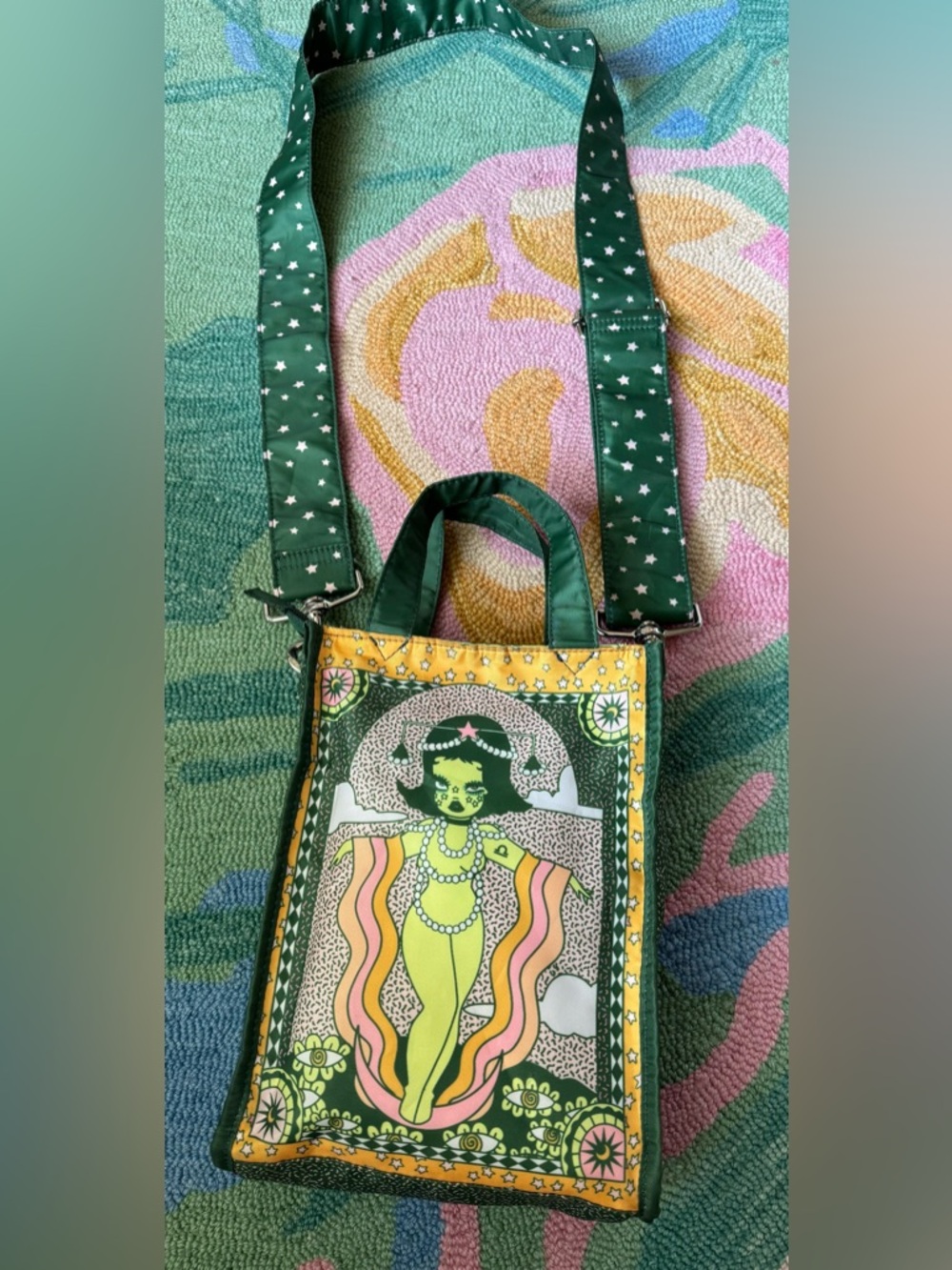 Viral Valfre Libra crossbody, with major star power for the Celestial Cool Girl! - Picture 3 of 10